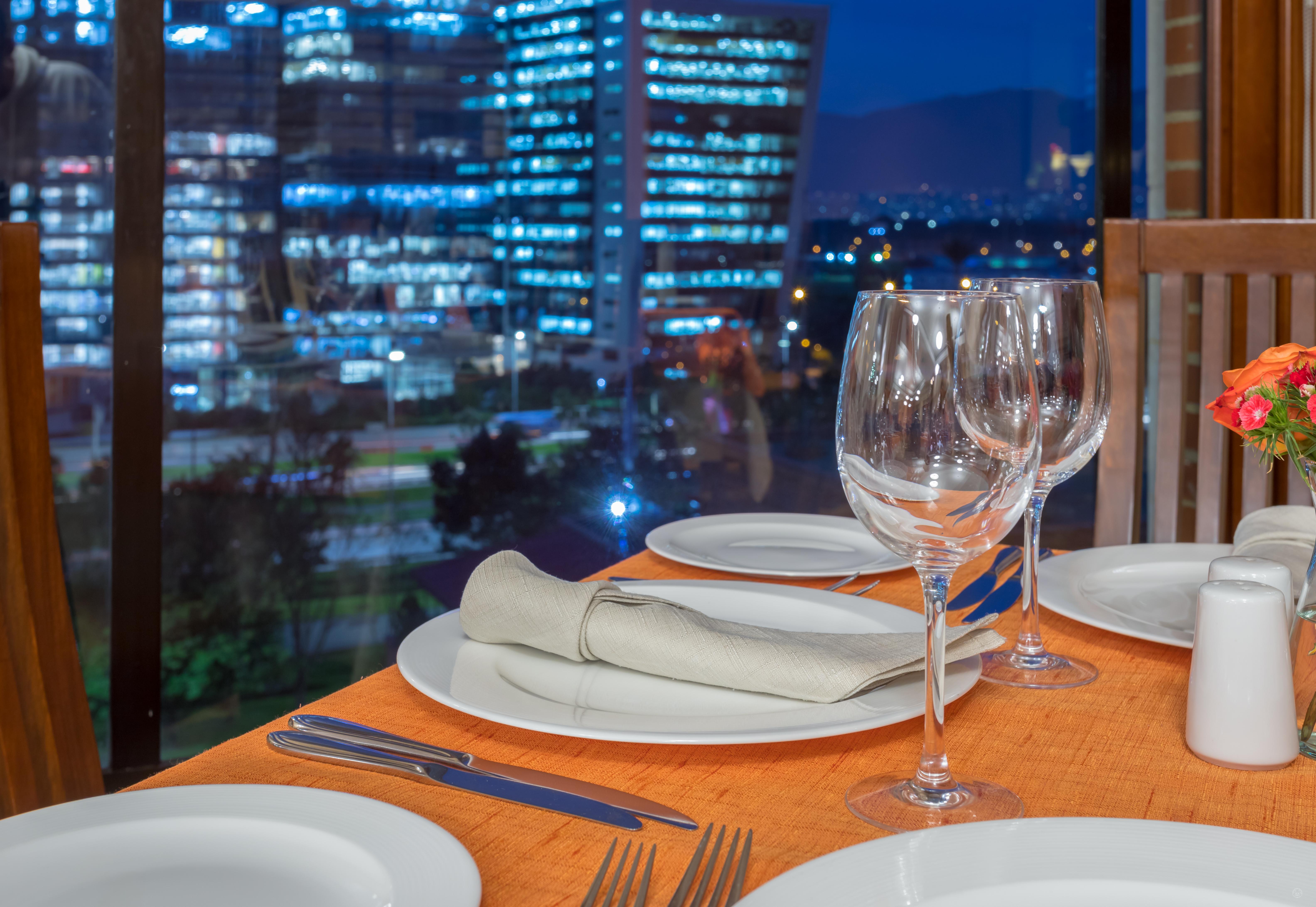 Ghl Hotel Capital Богота Экстерьер фото Restaurant