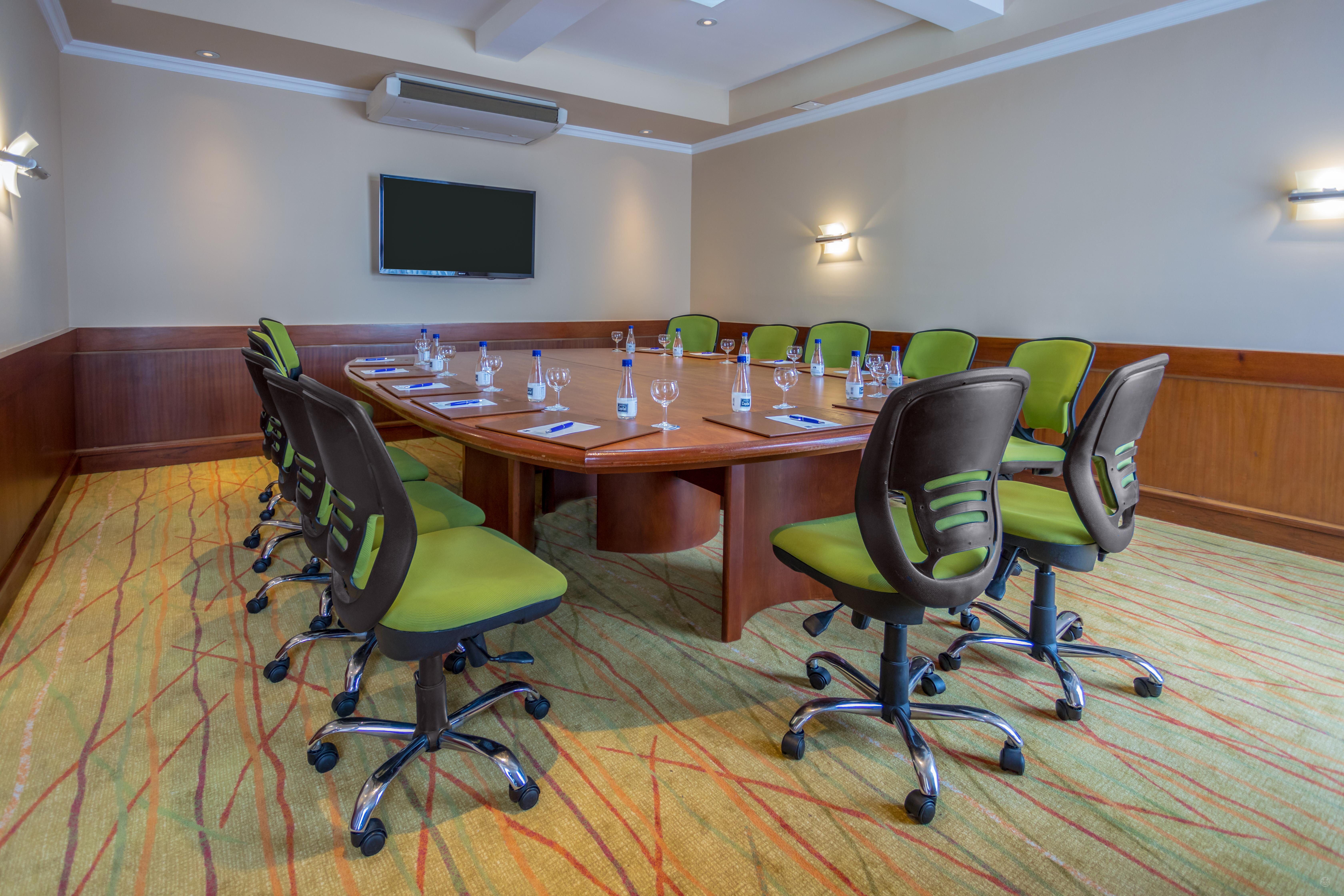 Ghl Hotel Capital Богота Экстерьер фото Meeting room